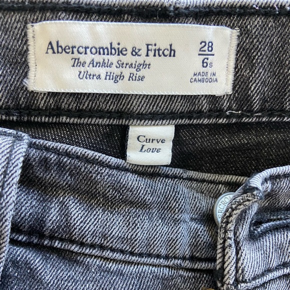 Abercrombie and fitch mom jeans size 6 - Picture 3 of 3